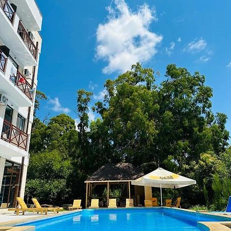 Гостевой дом Vita Garden Цхалтубо Экстерьер фото